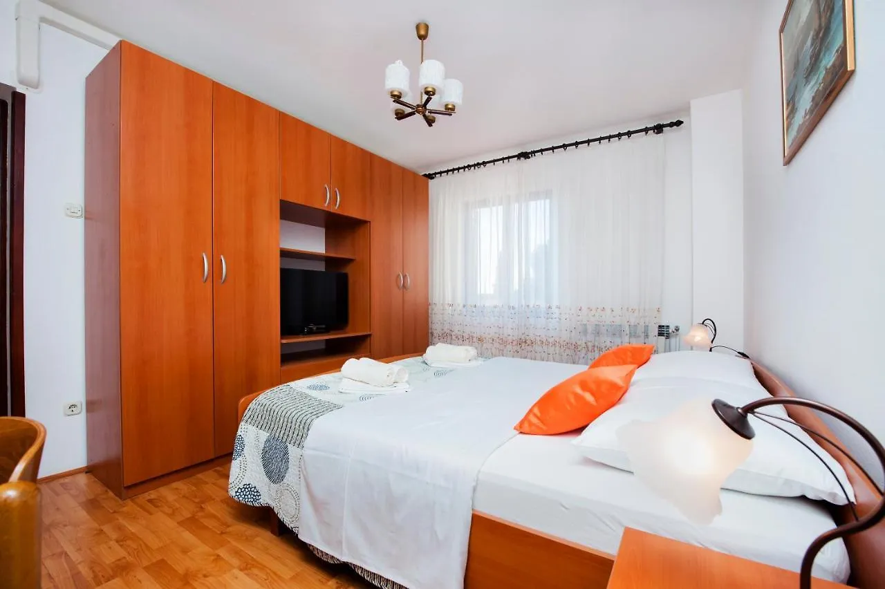 Apartments Valdibora Ровинь